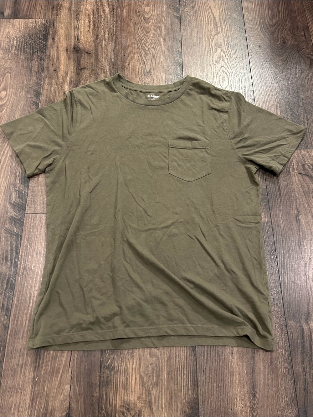 Old Navy Men’s Medium Olive Green Pocket Tee